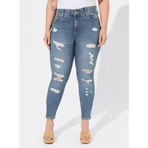 Torrid Bombshell Skinny Premium Stretch High-Rise Destructed Jeans 24 Reg Plus